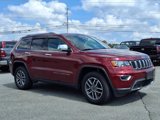 Used 2020 Jeep Grand Cherokee Limited w/ Luxury Group II image 2