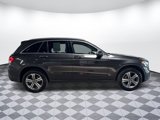 Used 2021 Mercedes-Benz GLC 300 image 2