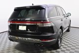 Used 2020 Lincoln Aviator Reserve w/ Equipment Group 202A image 6