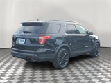 Used 2019 Ford Explorer XLT w/ Equipment Group 202A image 6