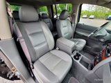 Used 2005 Dodge Durango SLT w/ Family Value Group image 2