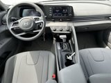 New 2025 Hyundai Elantra SE image 3