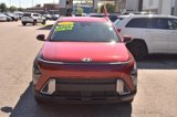 Used 2025 Hyundai Kona SEL image 3