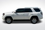 Used 2015 Toyota 4Runner Limited image 4
