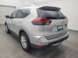 Used 2020 Nissan Rogue SV image 5