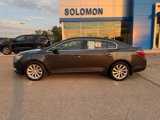 Used 2015 Buick LaCrosse image 2