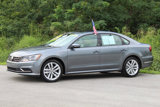 Used 2019 Volkswagen Passat 2.0T Wolfsburg w/ Wheels & Sunroof Package image 3