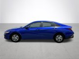 New 2025 Hyundai Elantra SE image 4