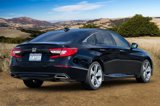 Used 2018 Honda Accord Touring image 4