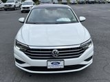 Used 2021 Volkswagen Jetta SE image 3