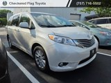 Used 2017 Toyota Sienna XLE Premium image 3