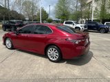 Used 2021 Toyota Camry LE image 3
