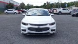 Used 2018 Chevrolet Malibu LT image 2