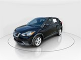 Used 2020 Nissan Kicks S image 4