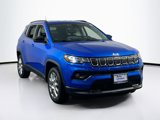Used 2022 Jeep Compass Latitude image 3