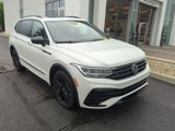Used 2022 Volkswagen Tiguan SE R-Line image 2
