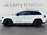 Used 2019 Jeep Grand Cherokee Laredo image 2