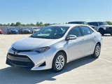 Used 2018 Toyota Corolla LE image 3