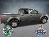 Used 2017 Nissan Frontier SV image 2