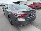 Used 2023 Toyota Camry SE image 3