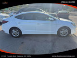 Used 2020 Hyundai Elantra SEL w/ Cargo Package (C1) image 4