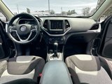 Used 2014 Jeep Cherokee Latitude image 3