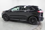 Used 2024 Ford Edge SE w/ Black Appearance Package image 4