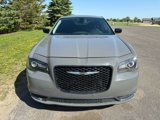 Used 2018 Chrysler 300 Touring w/ Sport Appearance Package image 4