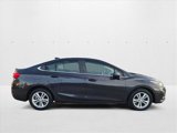 Used 2017 Chevrolet Cruze LT image 4