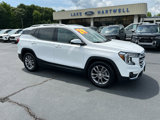 Used 2024 GMC Terrain SLT image 2