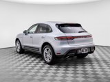 Certified 2024 Porsche Macan image 3