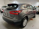 Used 2020 Nissan Rogue Sport S image 3