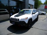 Used 2015 Jeep Cherokee Trailhawk w/ Comfort/Convenience Group image 4