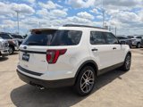 Used 2018 Ford Explorer Sport image 3