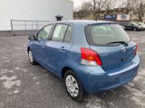 Used 2009 Toyota Yaris 4-Door Hatchback image 4