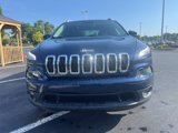 Used 2018 Jeep Cherokee Latitude Plus w/ Comfort/Convenience Group image 3