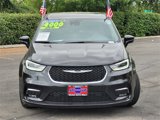 Used 2022 Chrysler Pacifica Touring-L w/ Uconnect Theater Family Group image 3