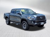 Used 2022 Toyota Tacoma TRD Off-Road w/ Technology Package image 2
