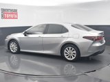 Used 2022 Toyota Camry LE image 2