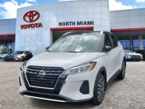 Used 2023 Nissan Kicks SV image 2