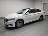 Used 2020 Volkswagen Jetta SE image 2