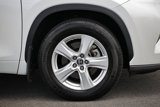 Used 2023 Toyota Highlander L image 4