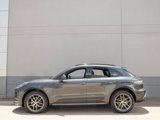 Certified 2023 Porsche Macan image 2