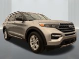 Used 2021 Ford Explorer XLT w/ Equipment Group 202A image 3