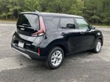New 2025 Kia Soul LX image 3