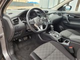 Used 2021 Nissan Rogue Sport SV image 2