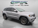 Used 2016 Jeep Grand Cherokee Laredo 75th Anniversary image 2