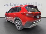 Used 2021 Nissan Rogue SV image 3