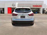 Used 2022 Nissan Rogue Sport SV image 4