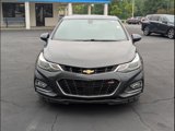 Used 2018 Chevrolet Cruze LT w/ Sun And Sound Package image 2
